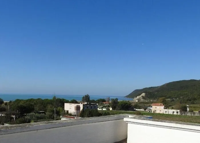 Cozy Nest By The Sea