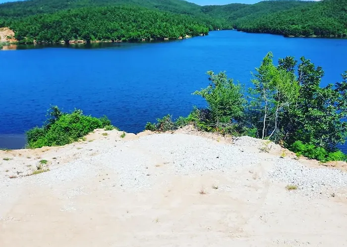 Cozy Nest By The Sea